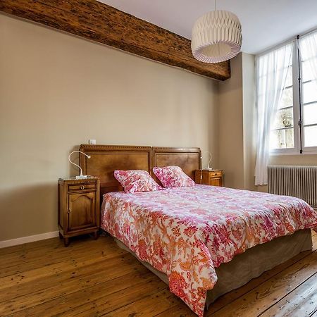 Chambres D'Hotes Le Relais Des Remparts Rions Εξωτερικό φωτογραφία
