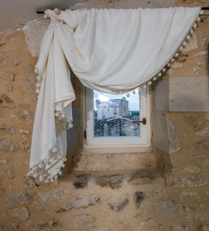 Chambres D'Hotes Le Relais Des Remparts Rions Εξωτερικό φωτογραφία